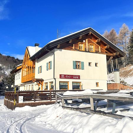 Rifugio Viote Hotel Vason Eksteriør billede
